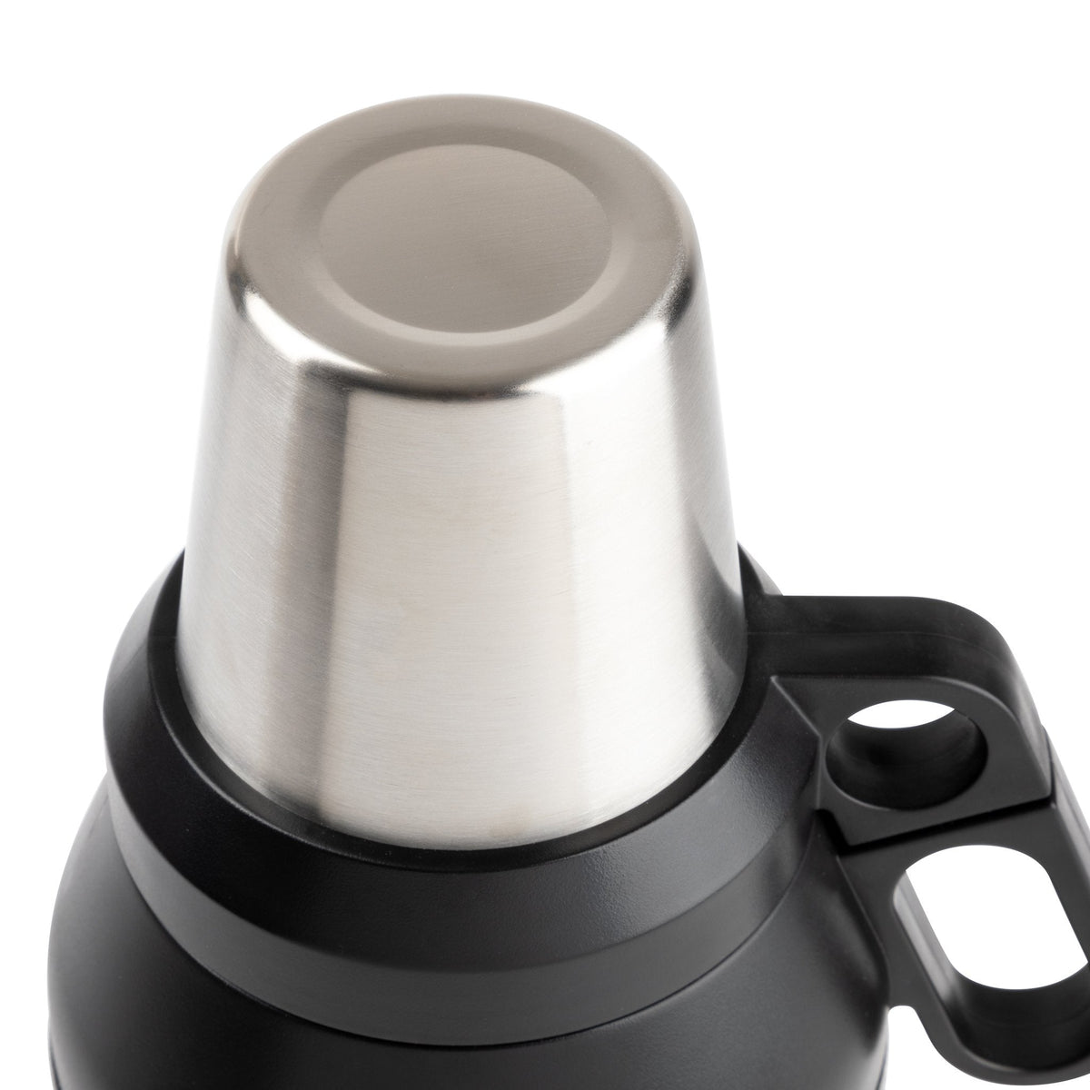 64-oz-stack-growler-p6 32701-WEB_04_0076d48d-5559-4d08-910c-361263018e65.jpg