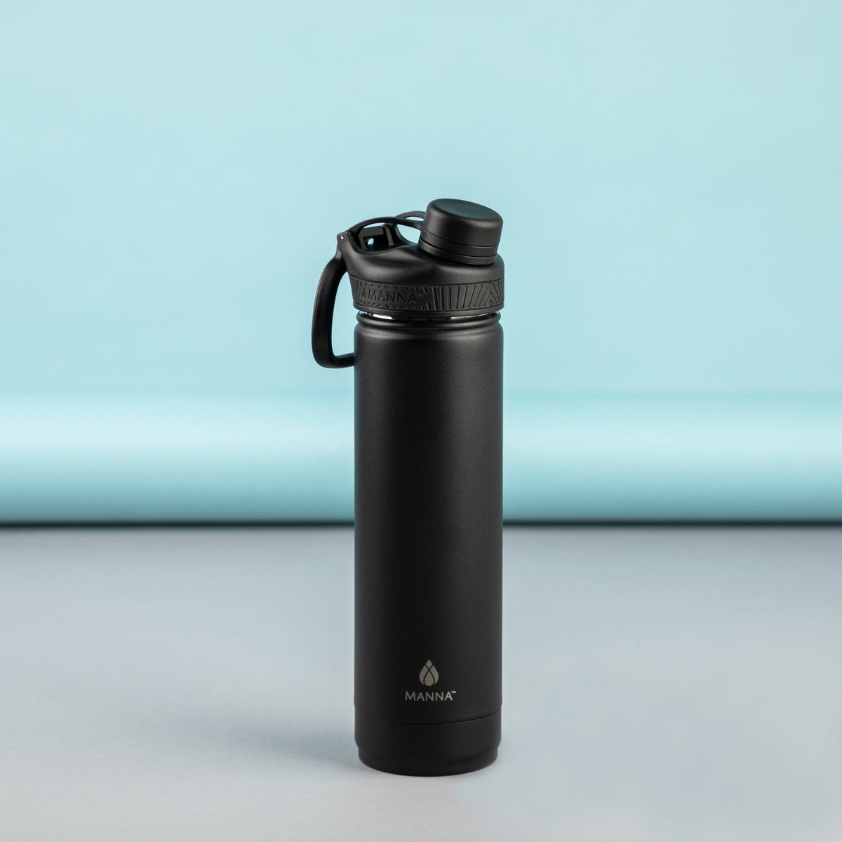 26-oz-saratoga-bottle-o9 MAN_Website_Saratoga_05.jpg